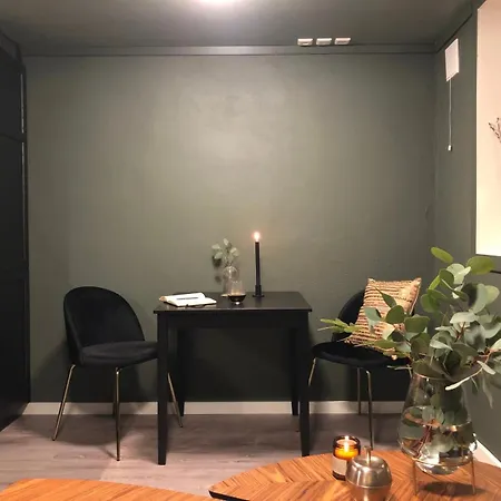 Apartment Above Bryggen With Local Charm Bergen